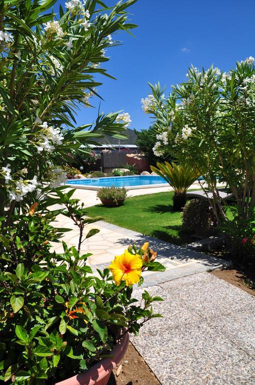 Affittacamere B&B La Villa Dei Graniti Villasimius Eksteriør billede