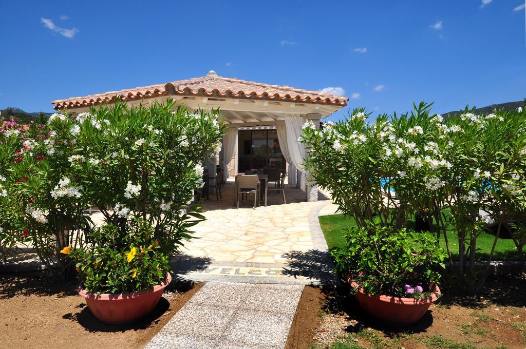 Affittacamere B&B La Villa Dei Graniti Villasimius Eksteriør billede