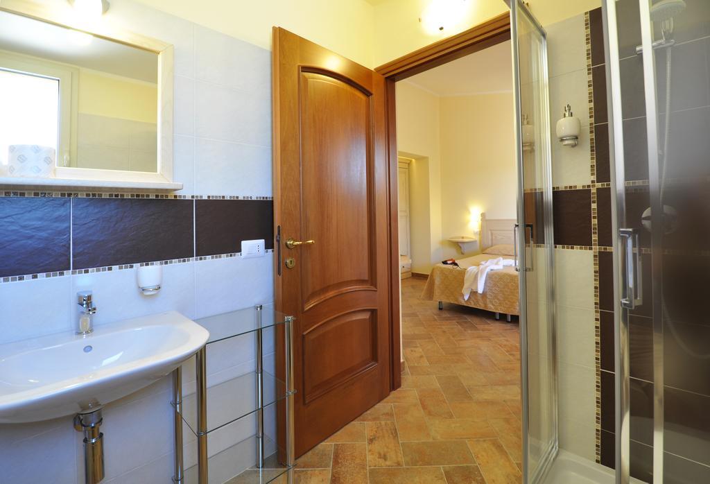 Affittacamere B&B La Villa Dei Graniti Villasimius Værelse billede