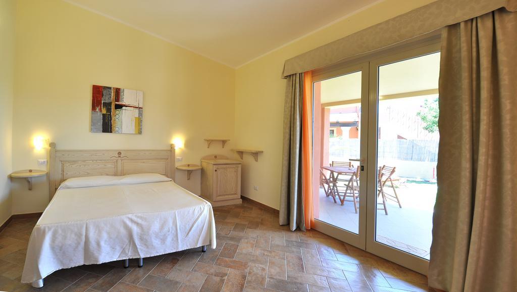 Affittacamere B&B La Villa Dei Graniti Villasimius Værelse billede