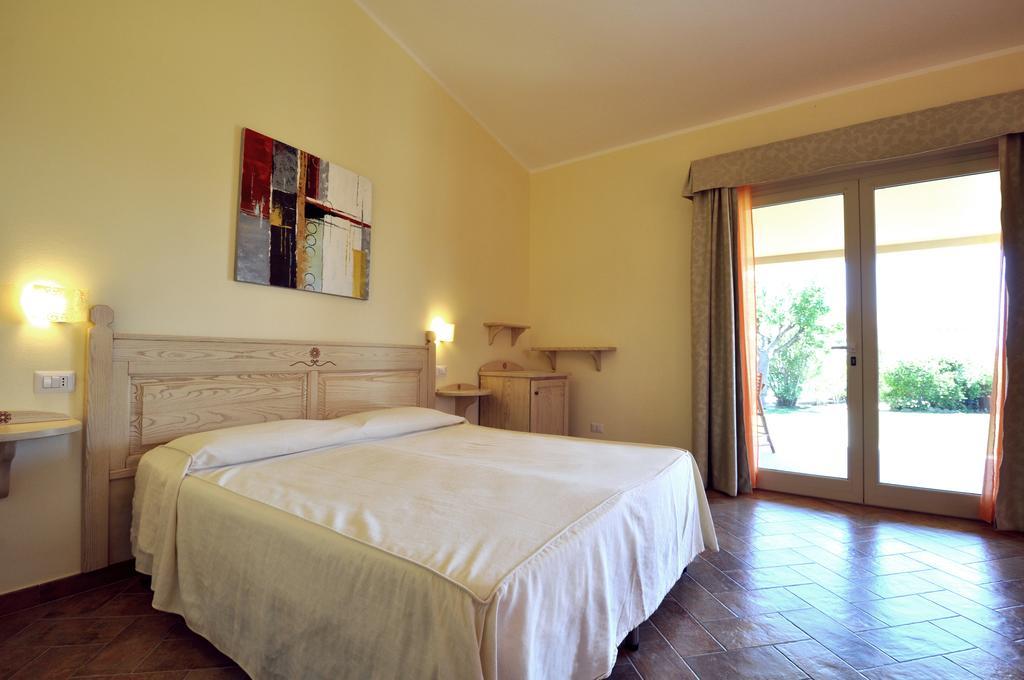 Affittacamere B&B La Villa Dei Graniti Villasimius Værelse billede