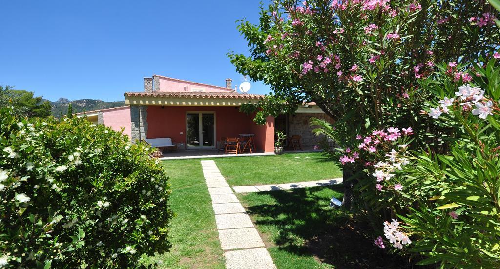 Affittacamere B&B La Villa Dei Graniti Villasimius Eksteriør billede