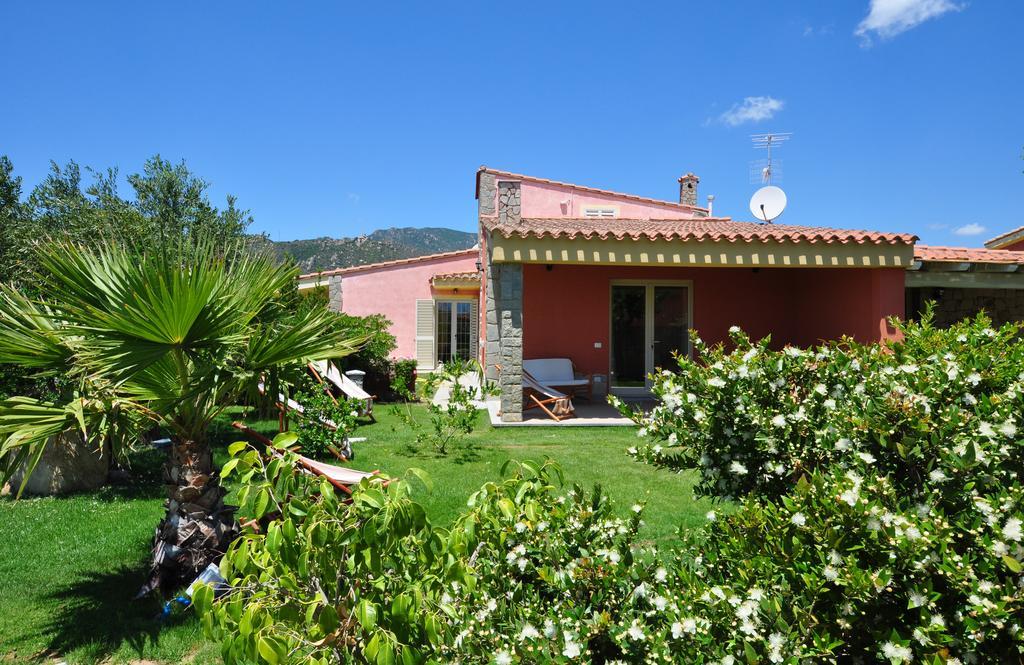 Affittacamere B&B La Villa Dei Graniti Villasimius Eksteriør billede