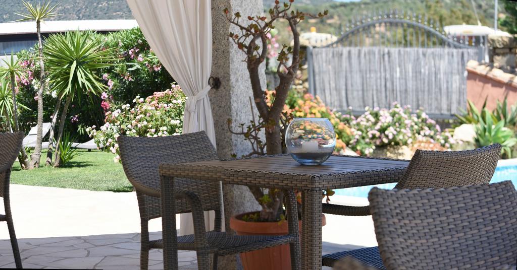 Affittacamere B&B La Villa Dei Graniti Villasimius Eksteriør billede